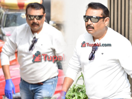 Naresh at Ramesh Babu Last Rites